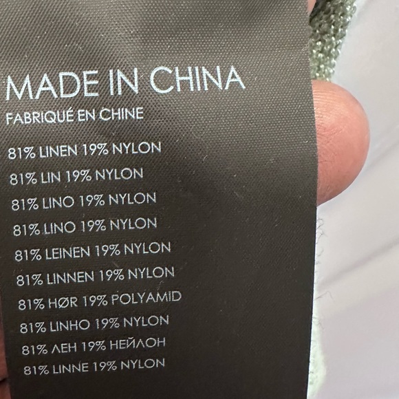 CLUB MONOCO CARDIGAN SWEATER ….NEW WITH TAGS,,,NEVER WORN - Picture 8 of 9